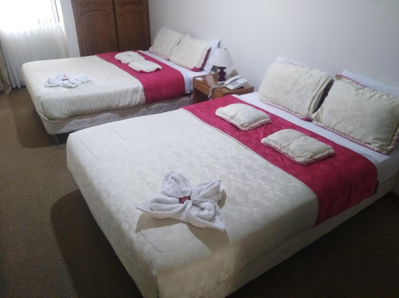 Hotel Casa La Riviera Богота Экстерьер фото