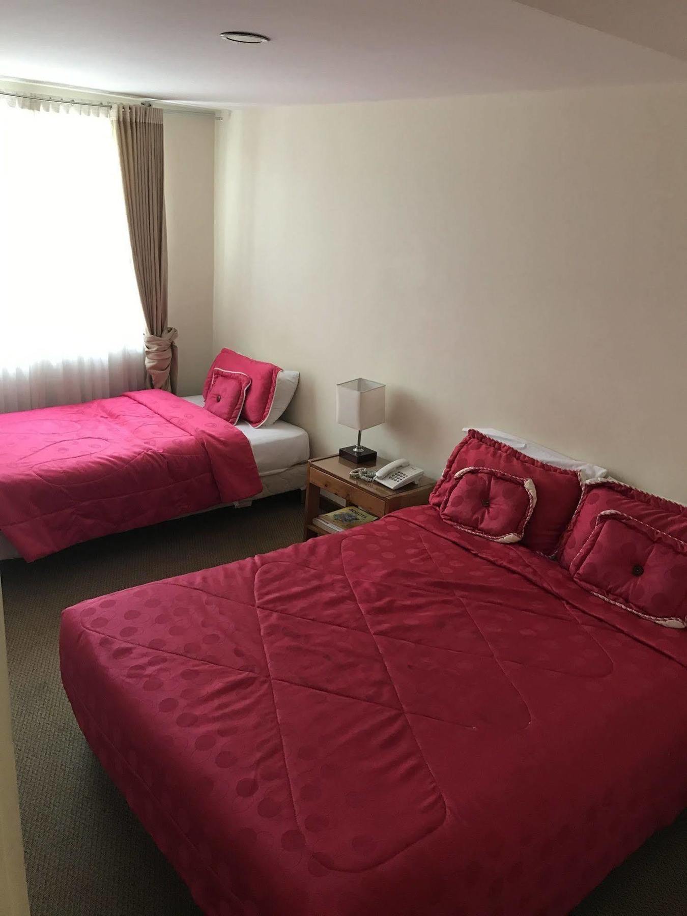 Hotel Casa La Riviera Богота Экстерьер фото