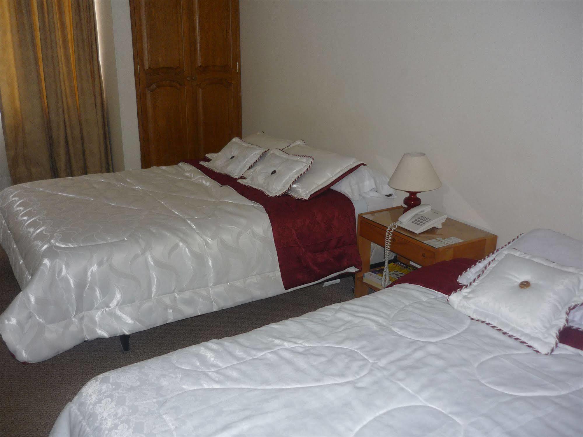 Hotel Casa La Riviera Богота Экстерьер фото